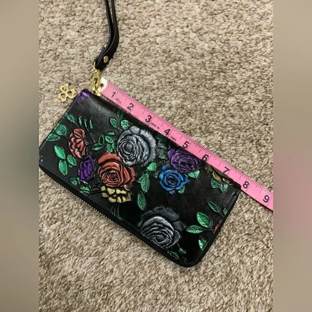 Handmade Genuine Leather Floral Embossed Accordion Wallet/ Wristlet